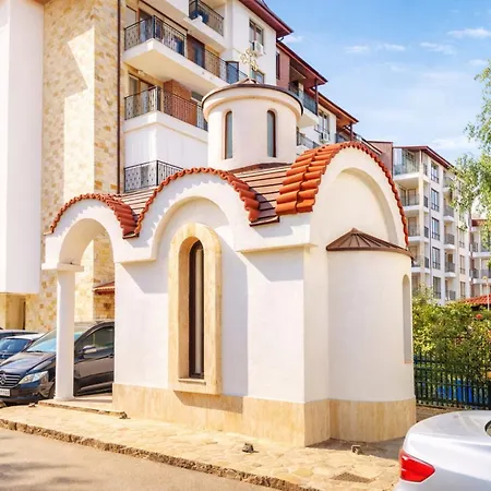 Apollon-5 Family 2bdr Lejlighed Nessebar