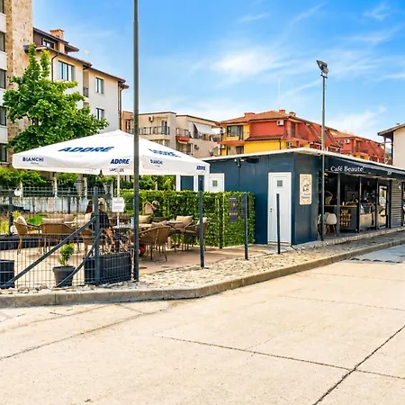 Apollon-5 Family 2bdr Nessebar